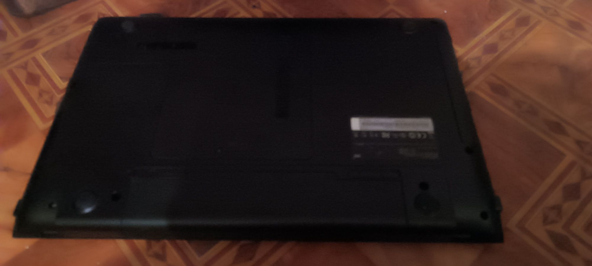 Отличный ноутбук Samsung np300e5x