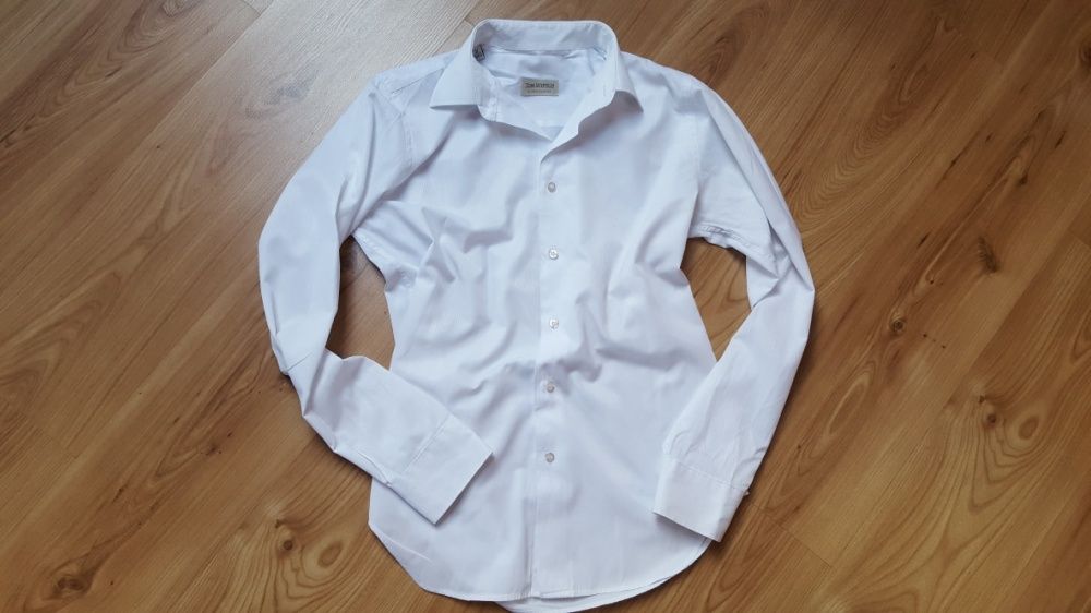 Biała elegancka koszula 37