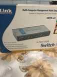 Четырехпортовый переключатель KVM
