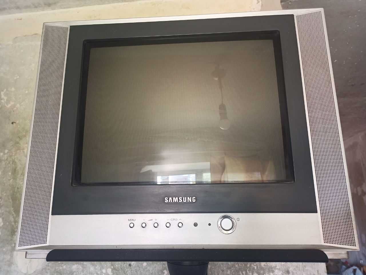 Телевизор Samsung 15''