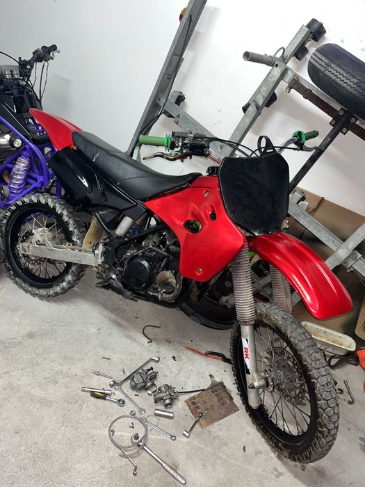 Kawasaki kx 80 com motor dt lc