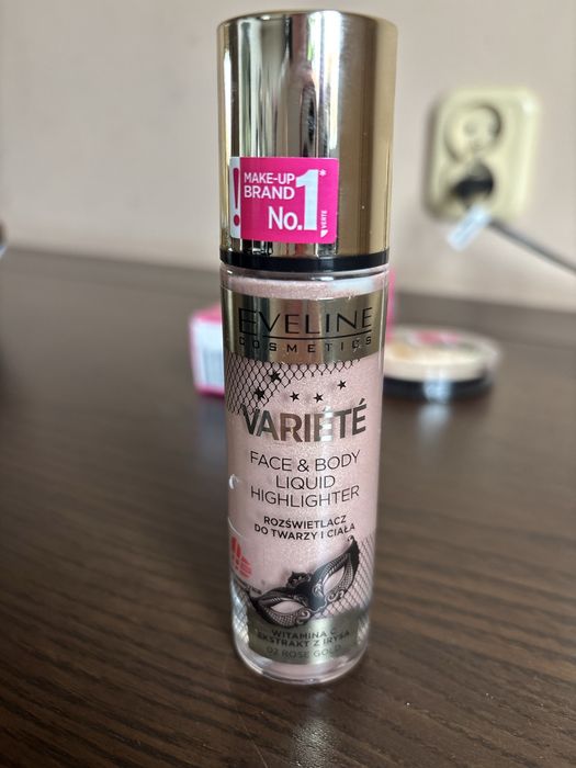 Nowy rozświetlacz do twarzy i ciała