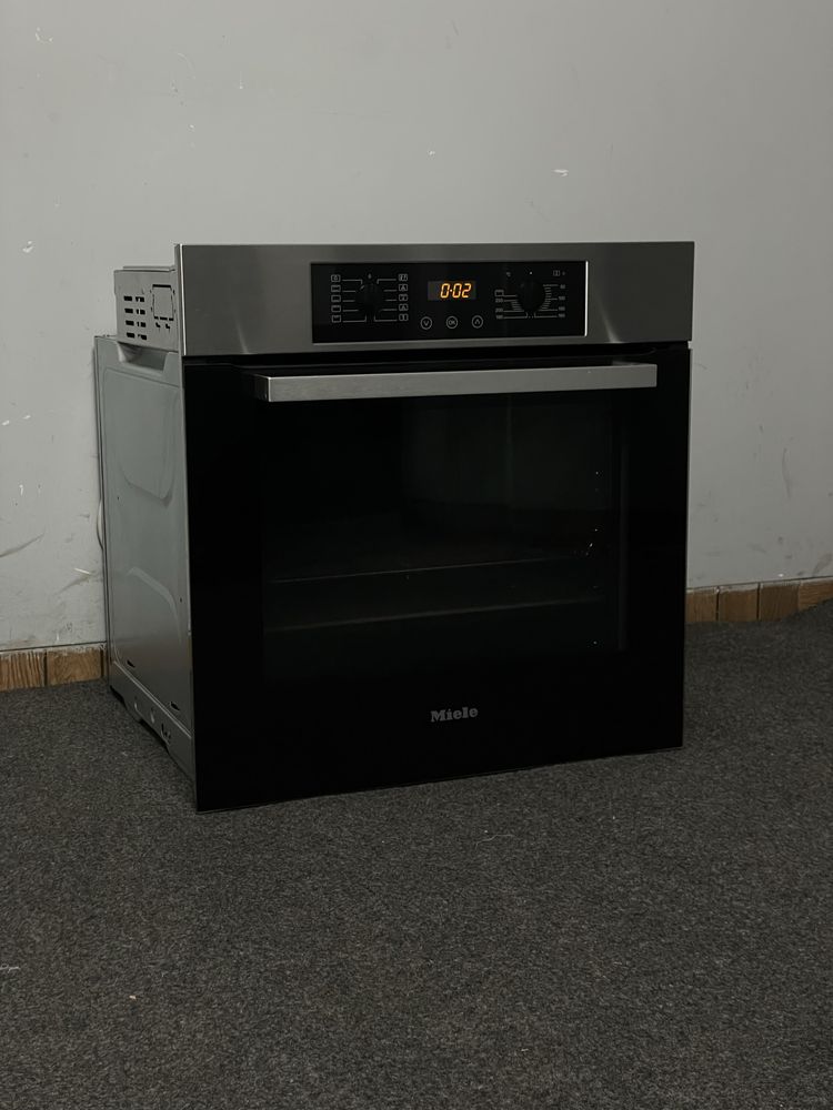 ЯКІСНА Духова шафа MIELE H 4710 B ПРЕМІУМ  Стандартні програми ІДЕАЛ