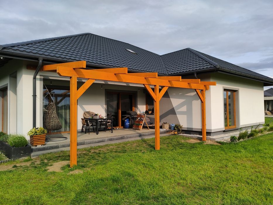 Konstrukcje drewniane tarasy zadaszenia altany pergole wiaty schody