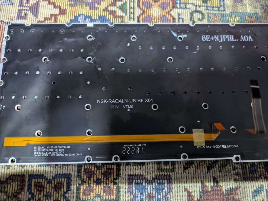 Клавіші з клавіатури Acer Nitro 5 з підсвіткою