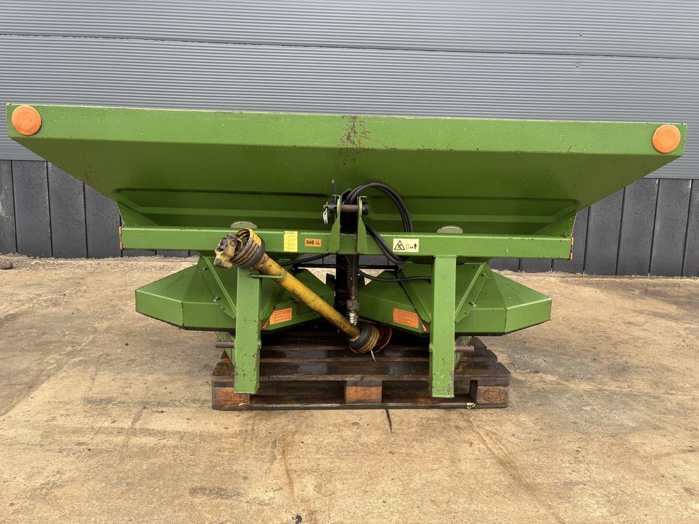 Rozsiewacz nawozu amazone ZA-M compact 1000