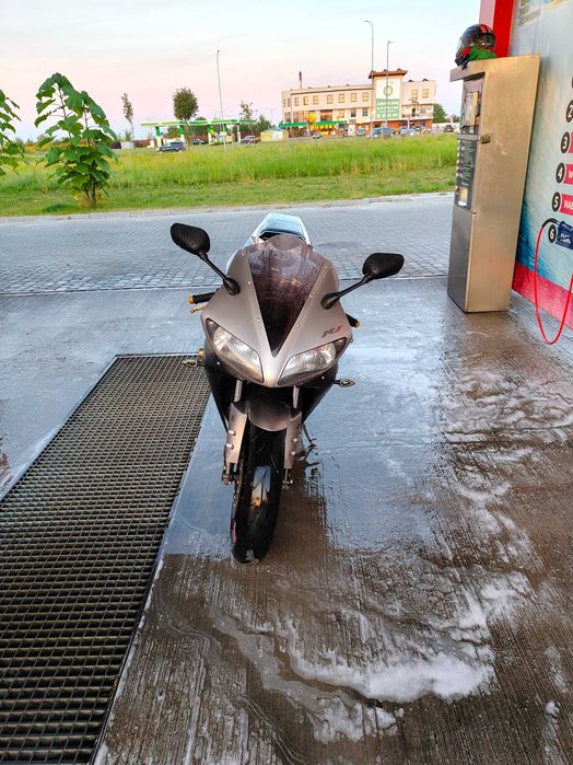 Yamaha R1 RN09 2003