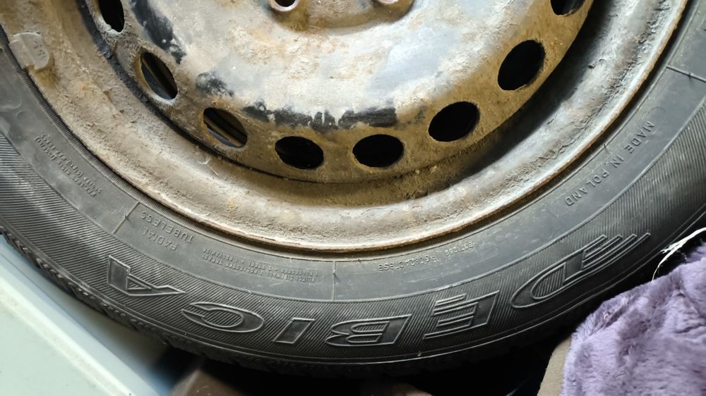 Opony zimowe Dębica Frigo 2 R15/195/65 Super stan 2 sztuki