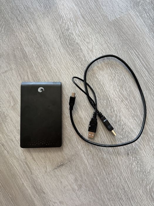 рабочий жорсткий диск Seagate на 500GB