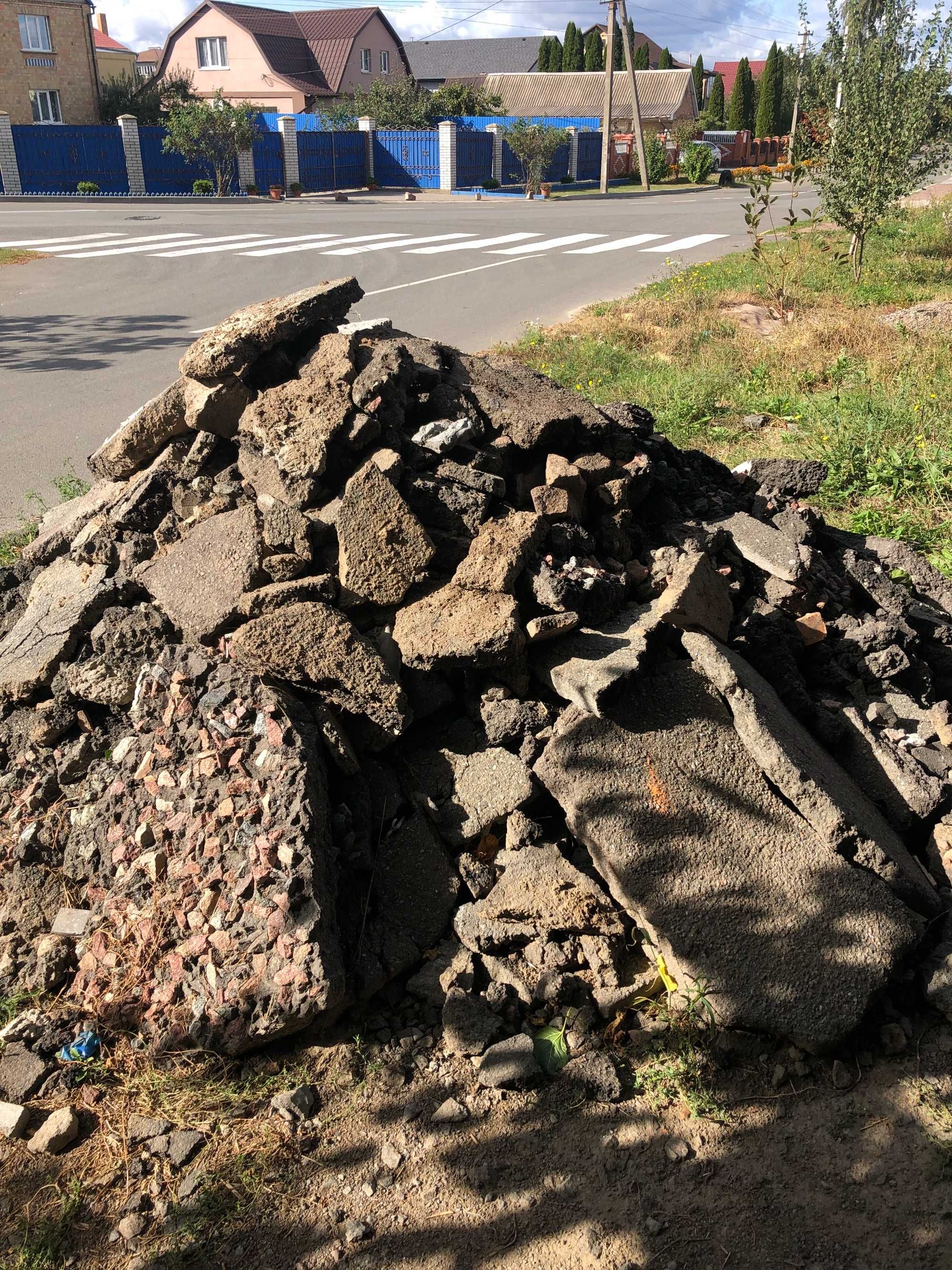 Віддам б/в асфальт, самовивіз