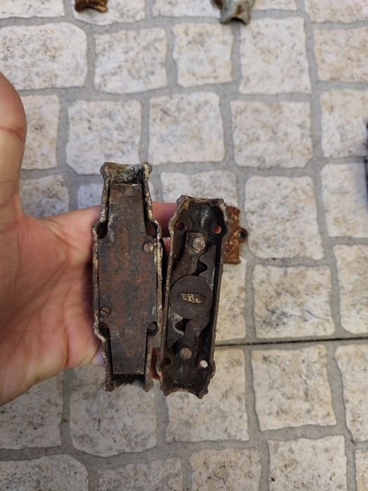 Puxadores antigos de janelas