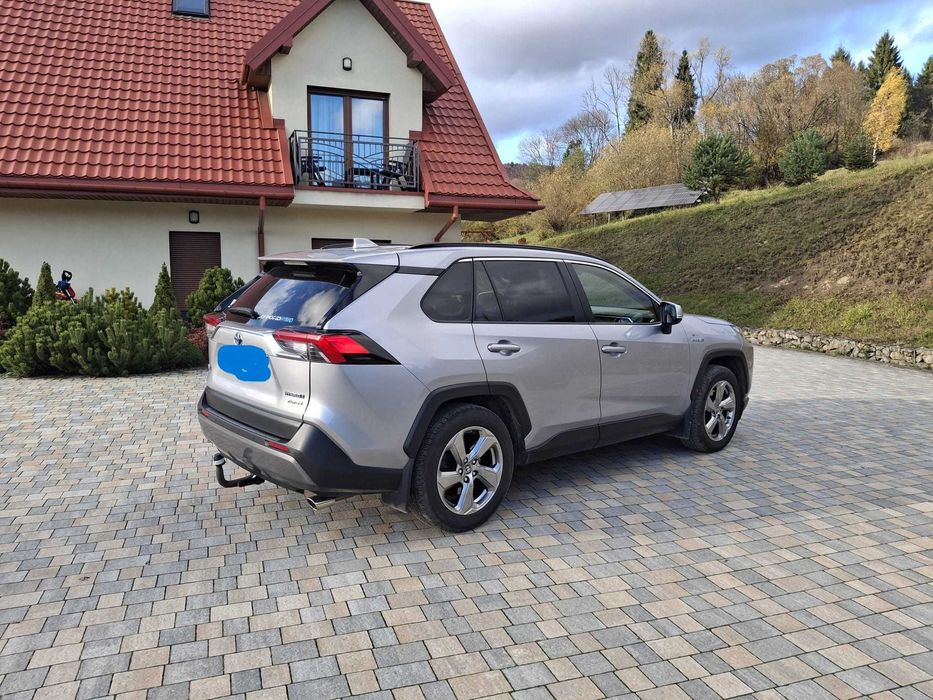 Toyota RAV 4 Hybtyd 2021 r. Na gwarancji. Bezwypadkowa. Garażowana.