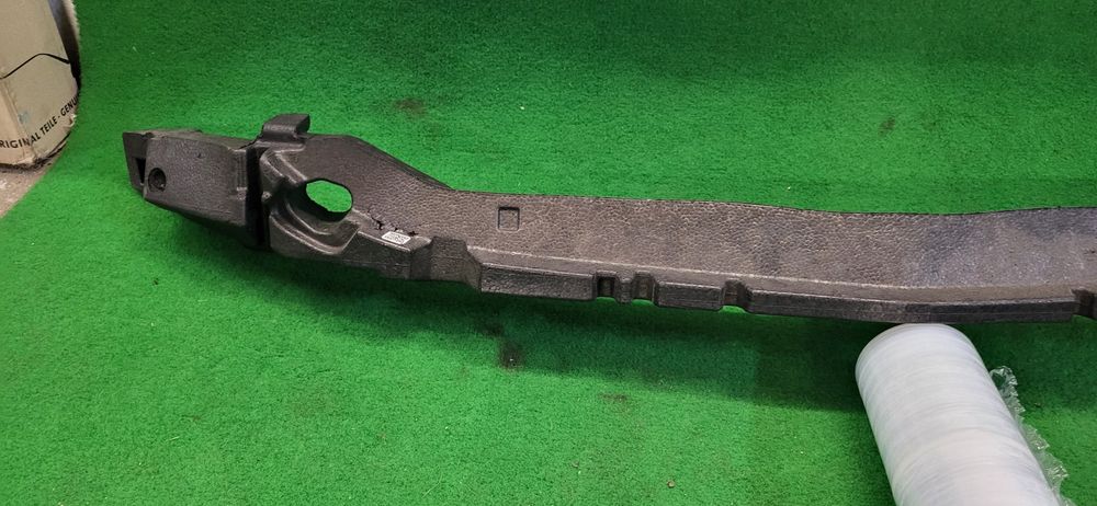 Absorber zderzaka przedniego Mercedes A-Klasa W177 AMG