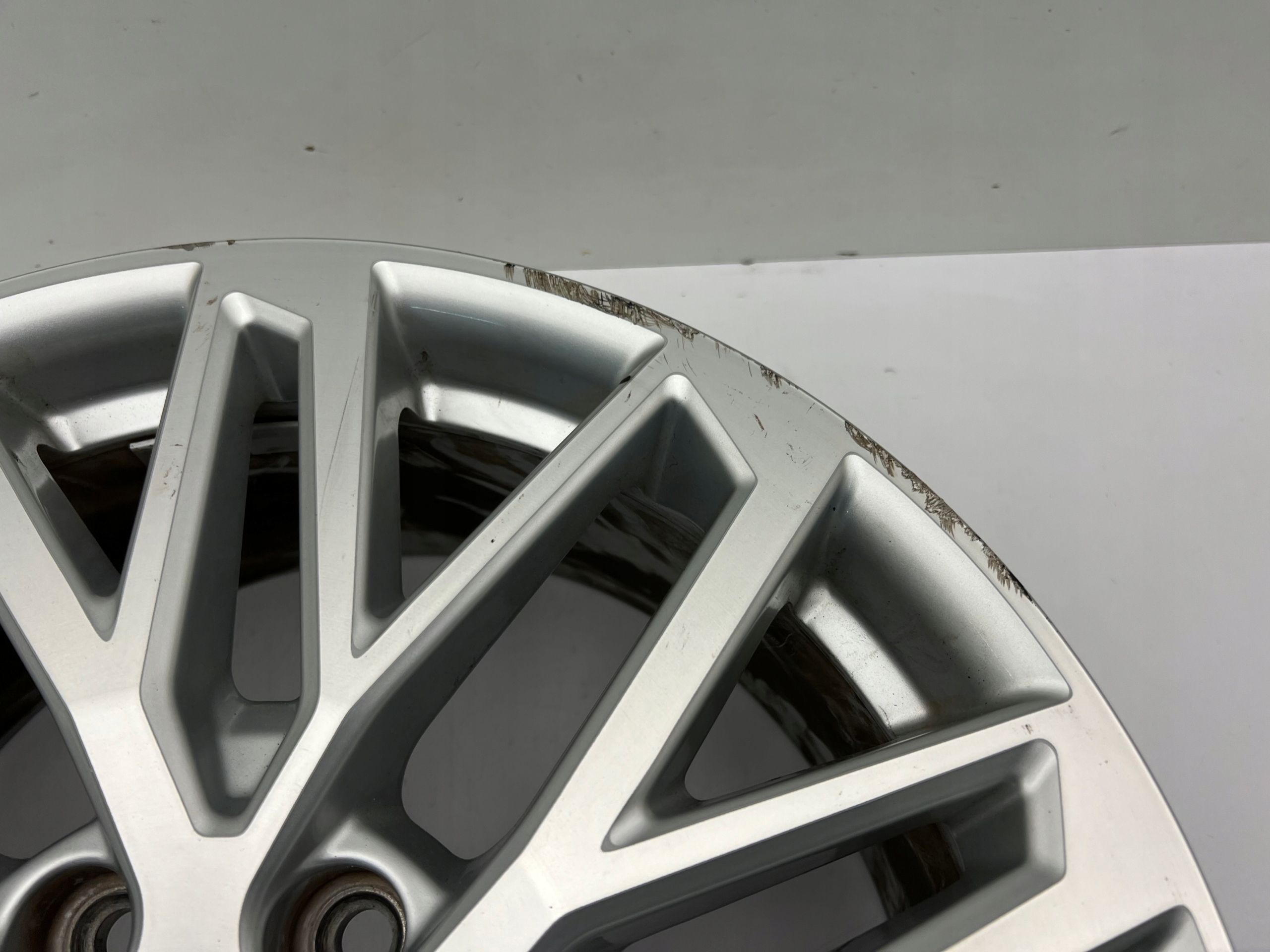 Audi A3 IV 8Y Felga koło 7.5Jx18 ET51 5x112 oryginał
