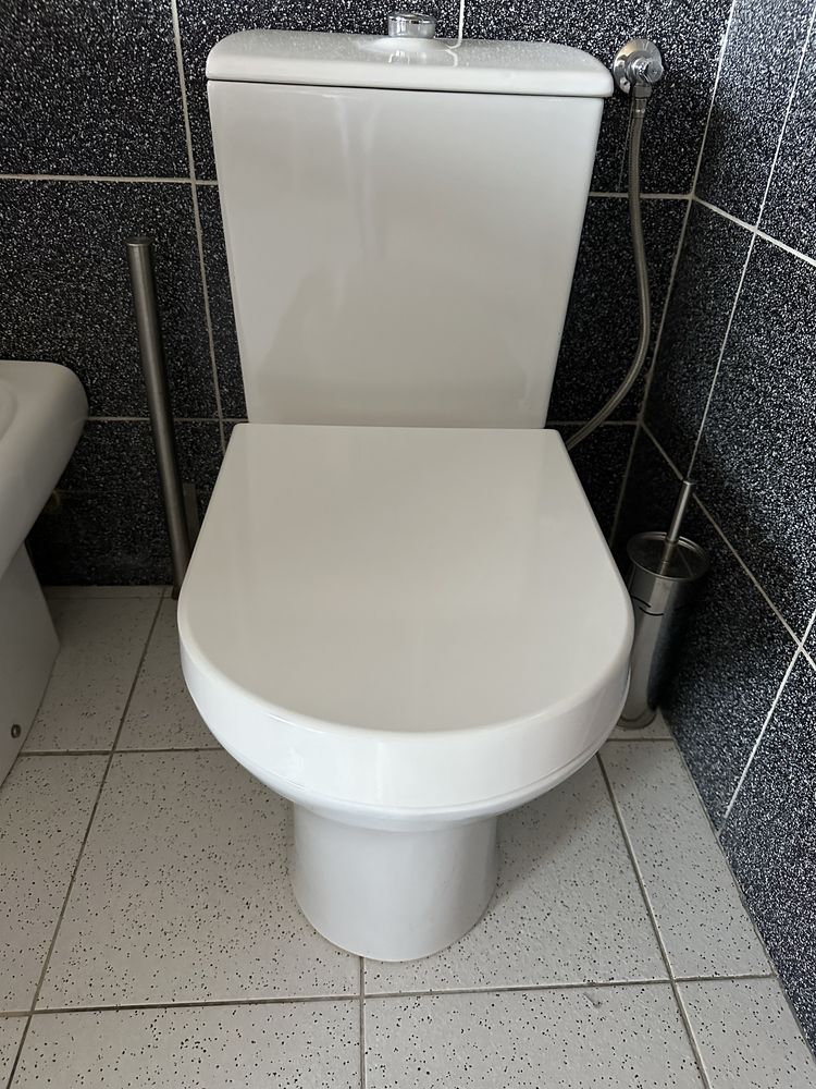 Bidet Bellavista i sedes Roca wolnostojące