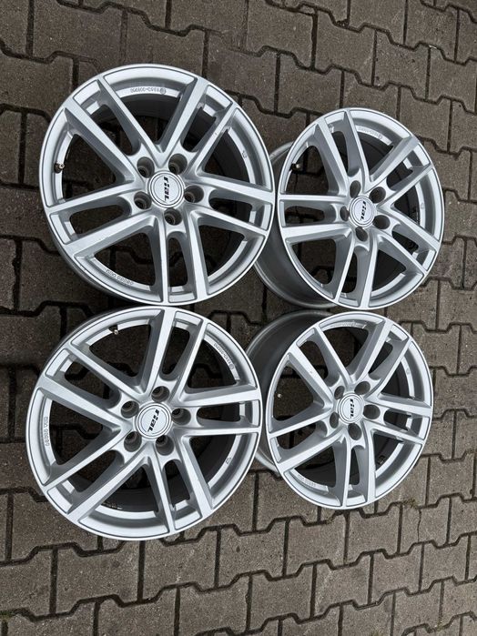 Felgi VW Passat  Skoda  Octavia  Superb  7,5Jx17  5x112  ET38