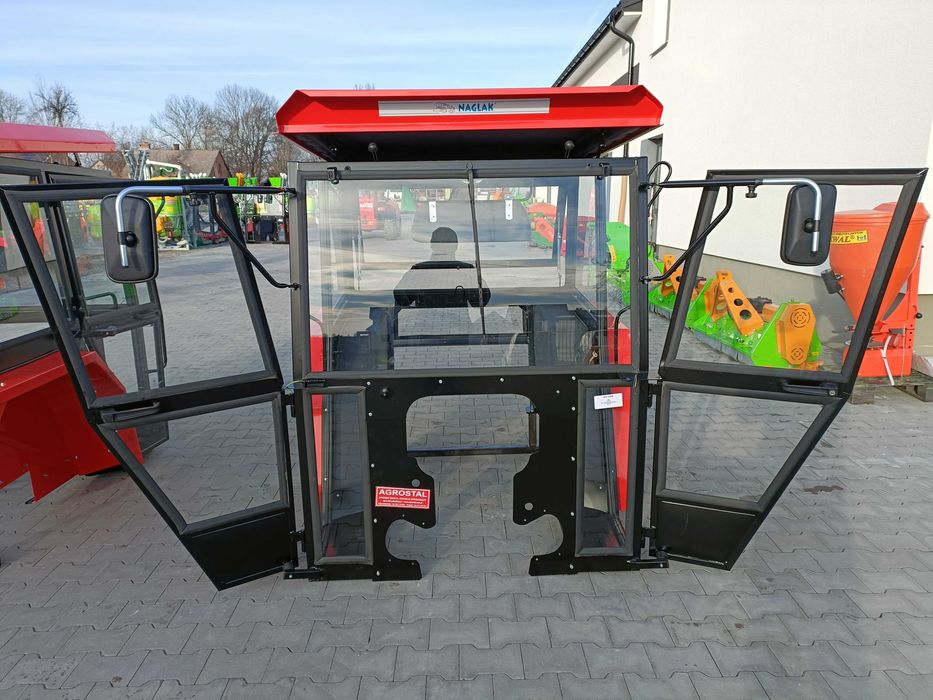 Kabina ciągnikowa NAGLAK do c330 z błotnikami  MF  C360  AGROSTAL
