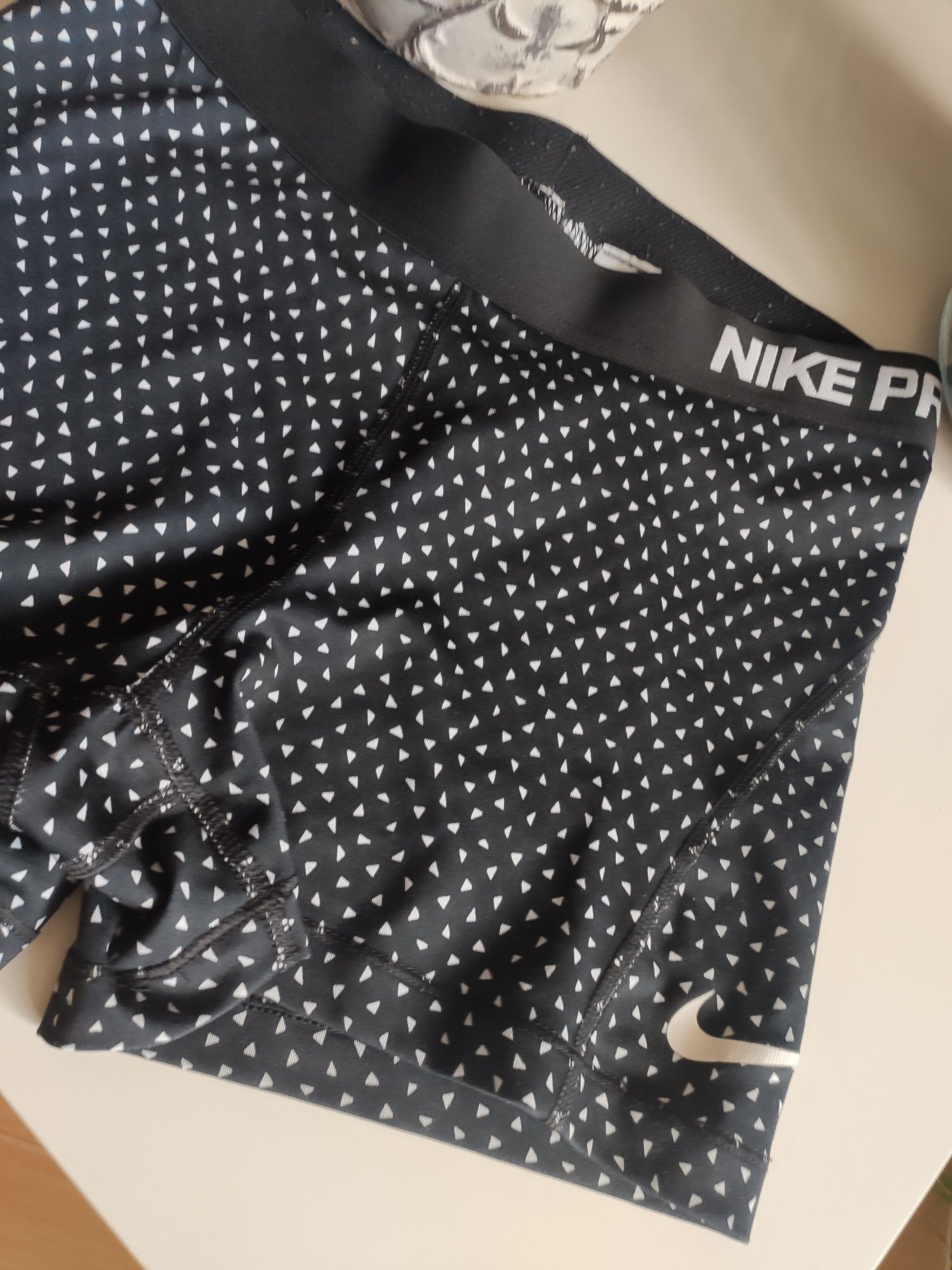 Spodenki Nike jak nowe pro czarne na siłownię
