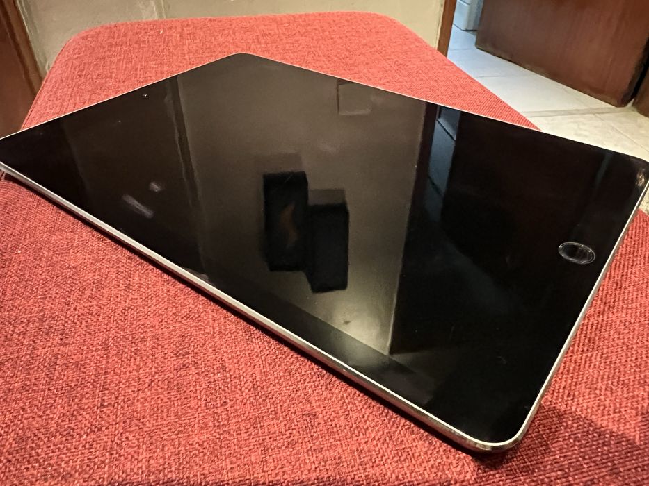 Ipad Pro 9,7” 128gb Wi-fi + rede movel
