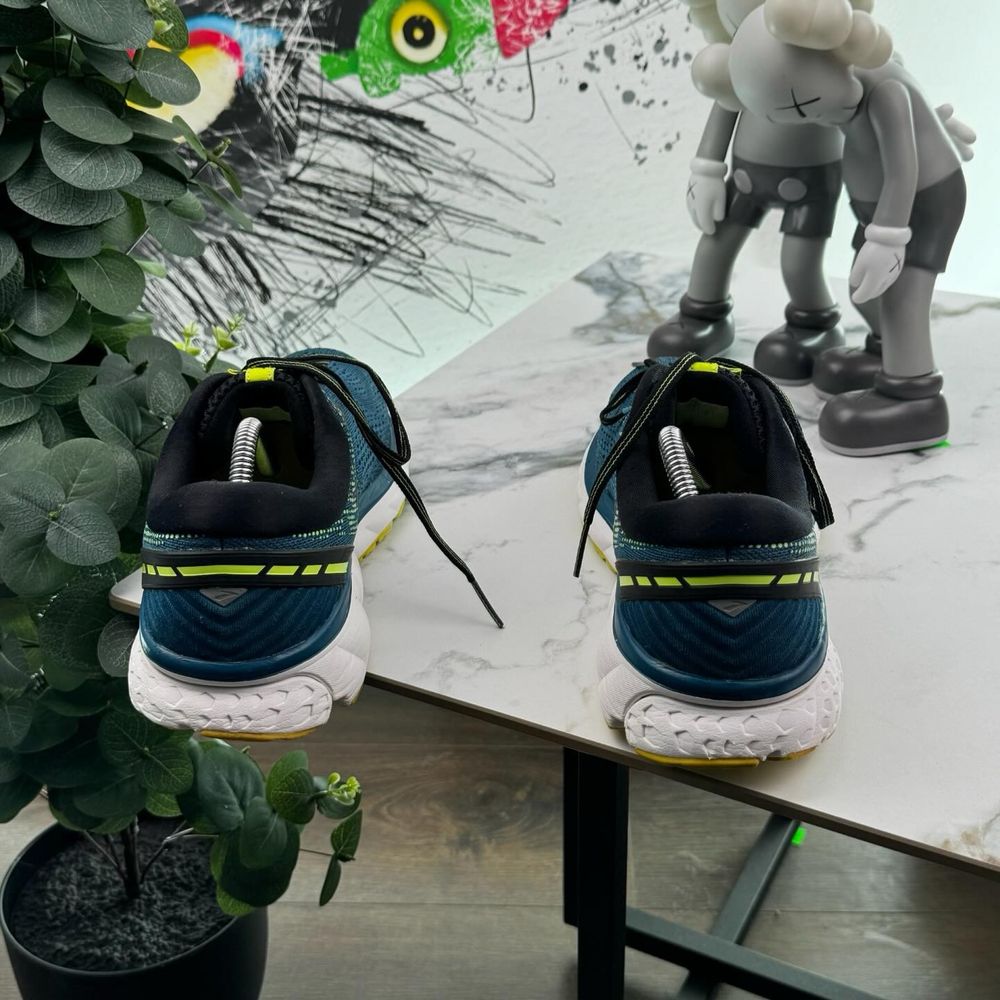 Кросівки Brooks Ghost 44 розмір 488