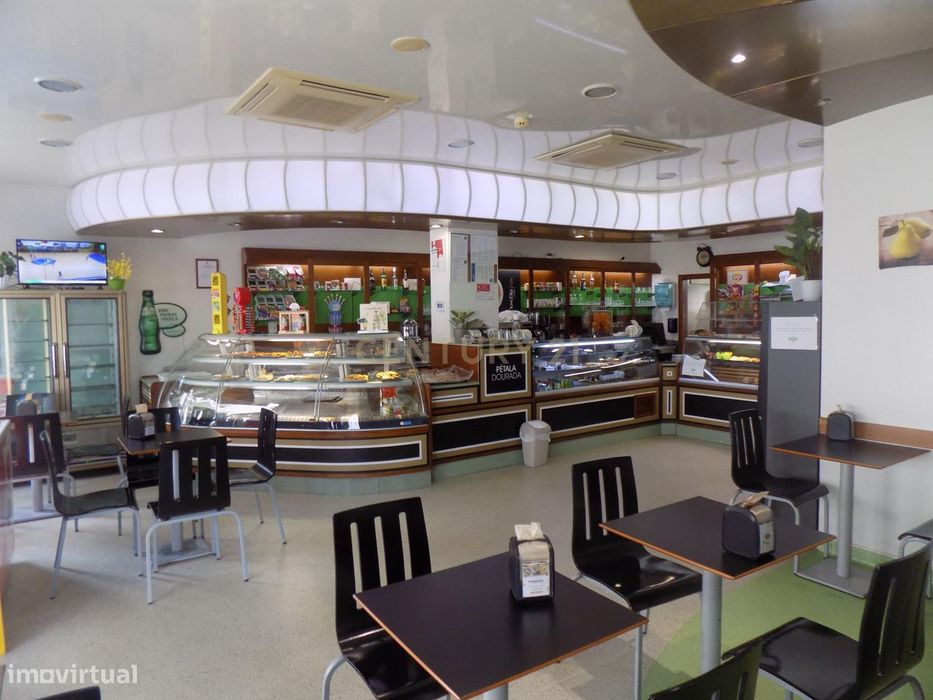 Pastelaria para trespasse na zona histórica de Torres Vedras