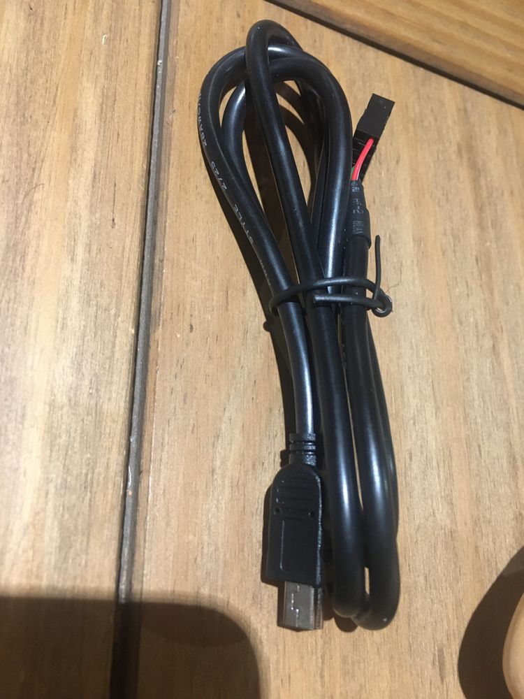 Cabo USB Internal 9 Pin to Mini USB