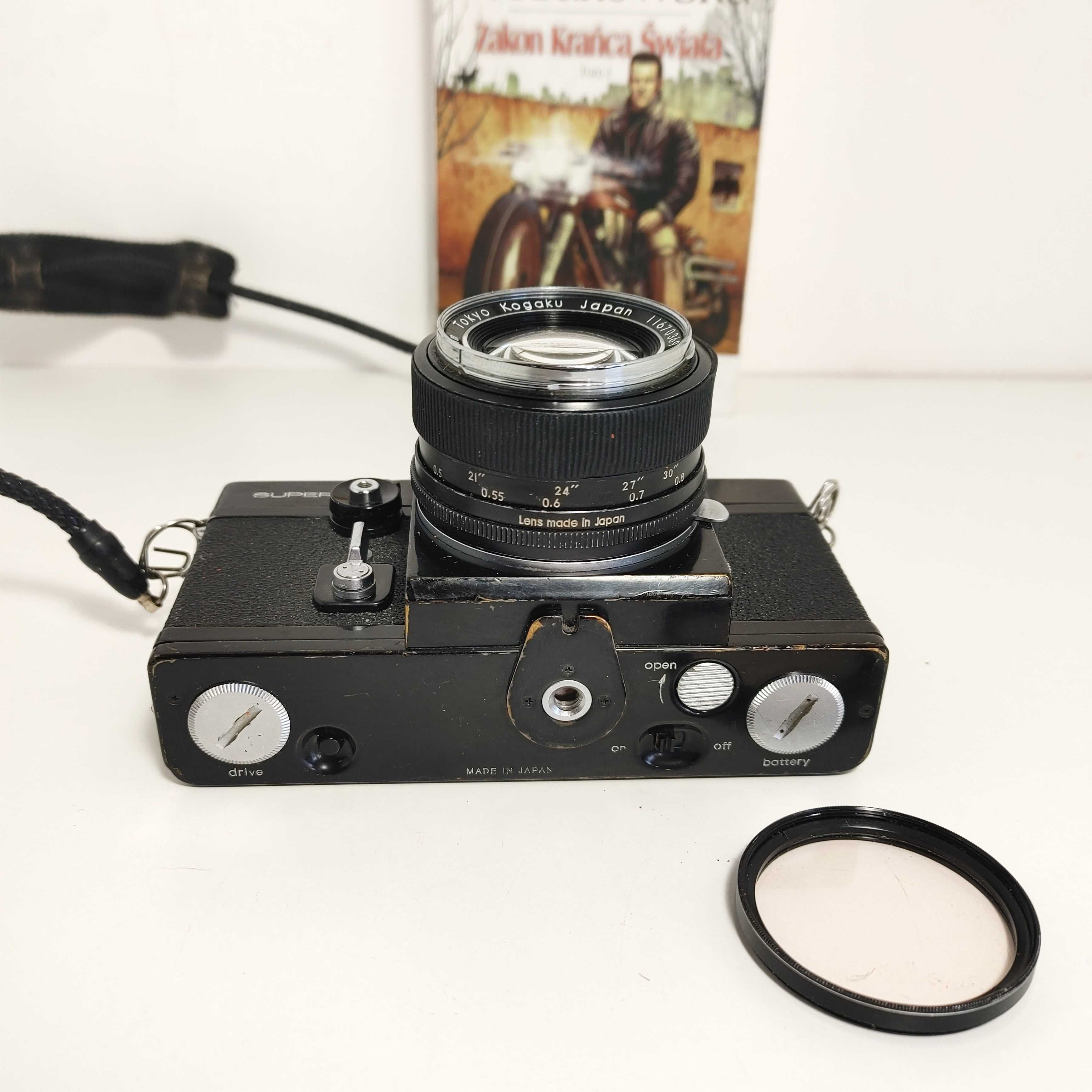 Analogowa Lustrzanka TOPCON Super D z 1971 roku z RE Auto Topcor 58 mm