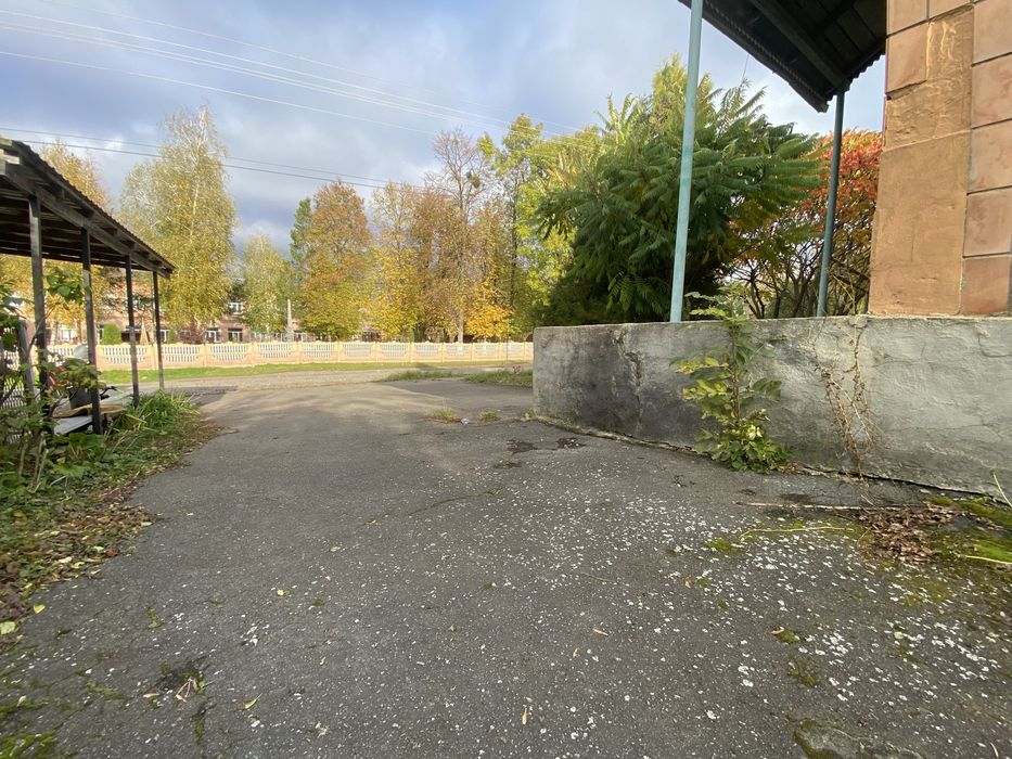 Продаж приміщення с В. Межиричі