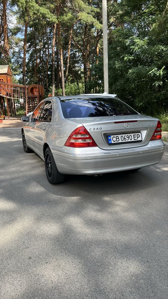 продам мерседес в гарному стані