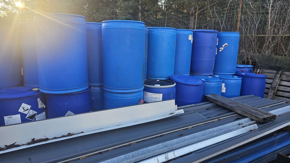 Beczki 200l dwa otwory