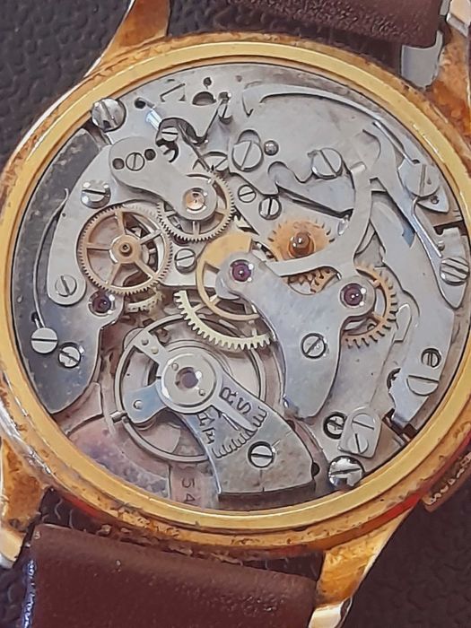 Relógio Vintage Cronógrafo MONTDOR Corda Swiss Made