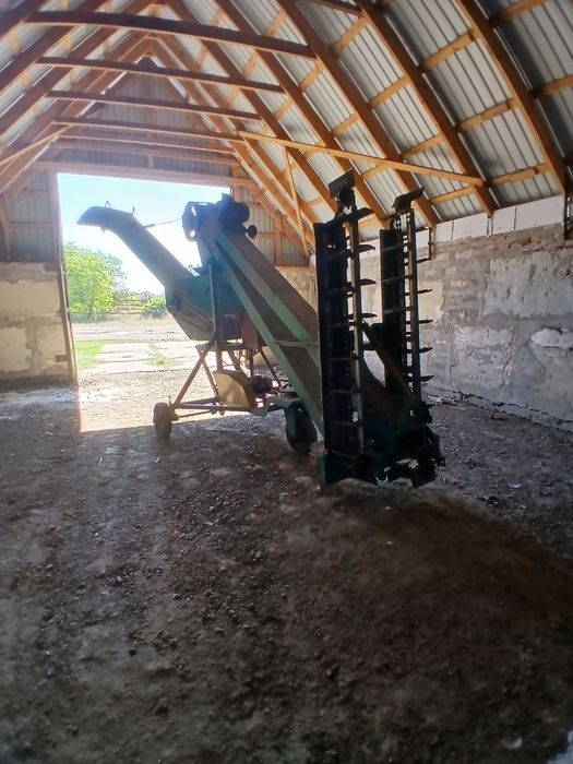 Продам зерномет 60А .