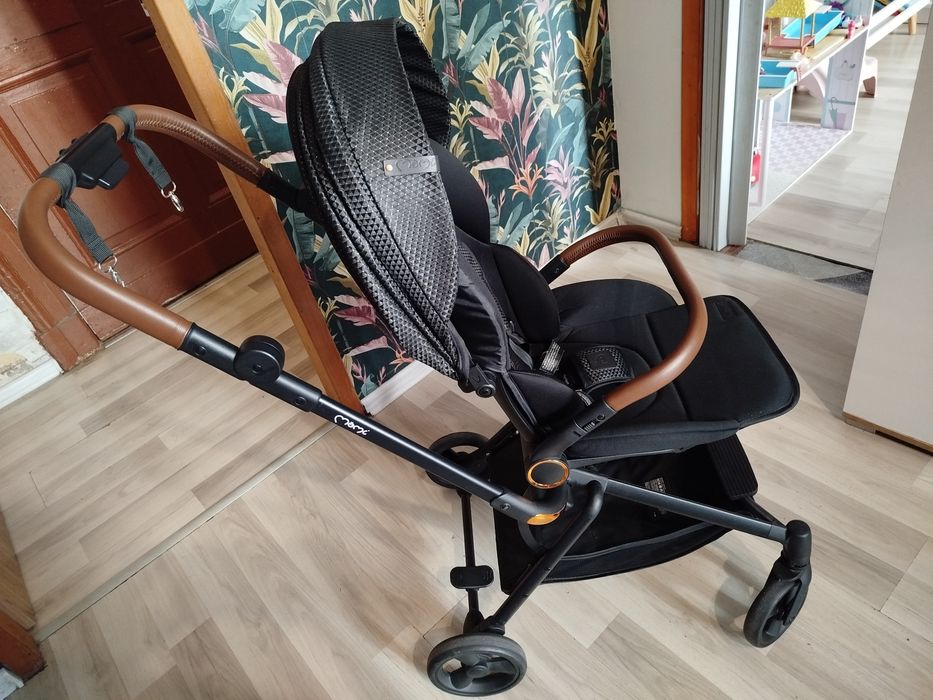 Wózek spacerowy Momi