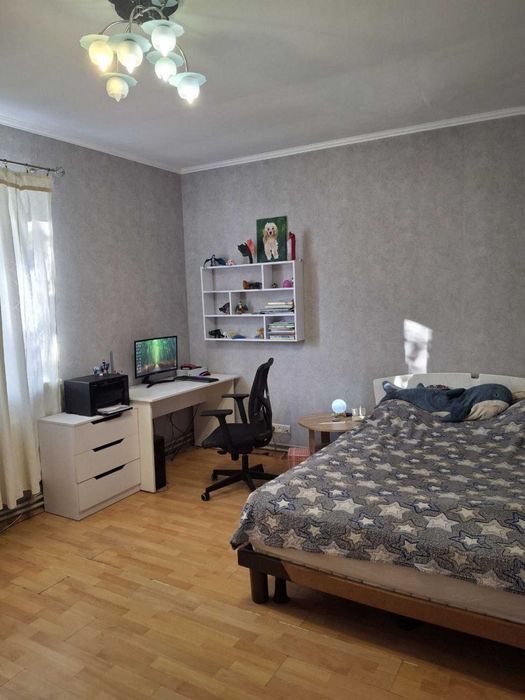 Дом 170м², ремонт в П. Борщаговка. Кирпич, газ, 8 сот. 5 км от Киева