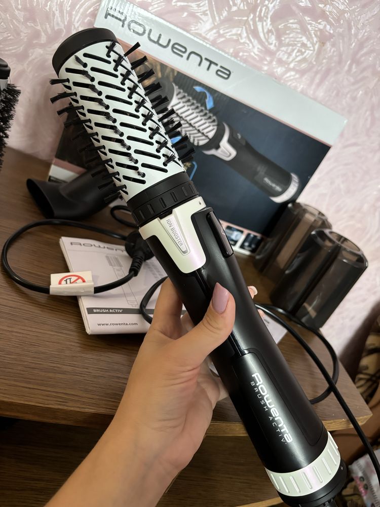 Фен - щітка Rowenta CF9550F0