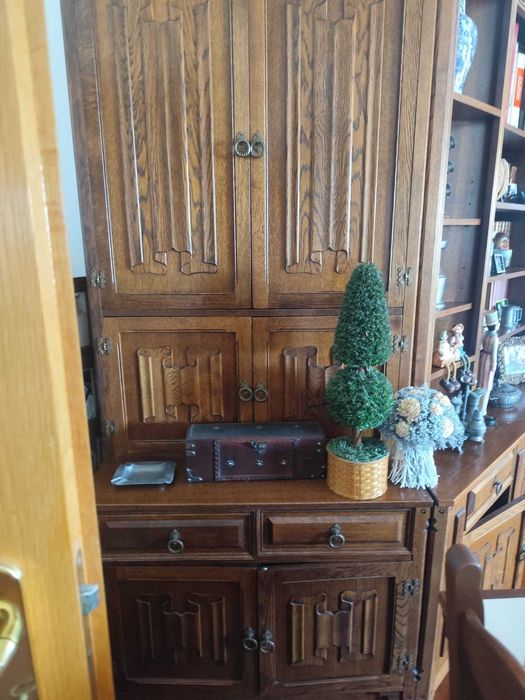 Armário de sala de jantar vintage