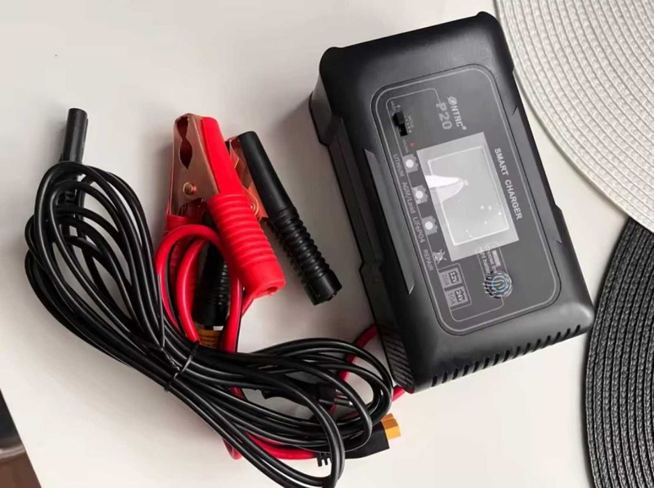 Для Lifepo4 зарядка  HTRC P20