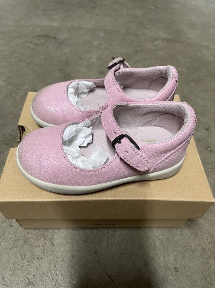 UGG санлали кожа