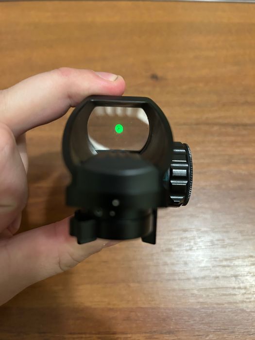 Каліматорний приціл SIGHT MARK