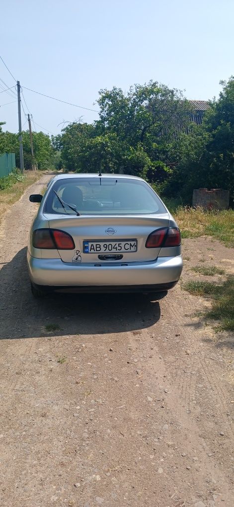 Nissan primera P11