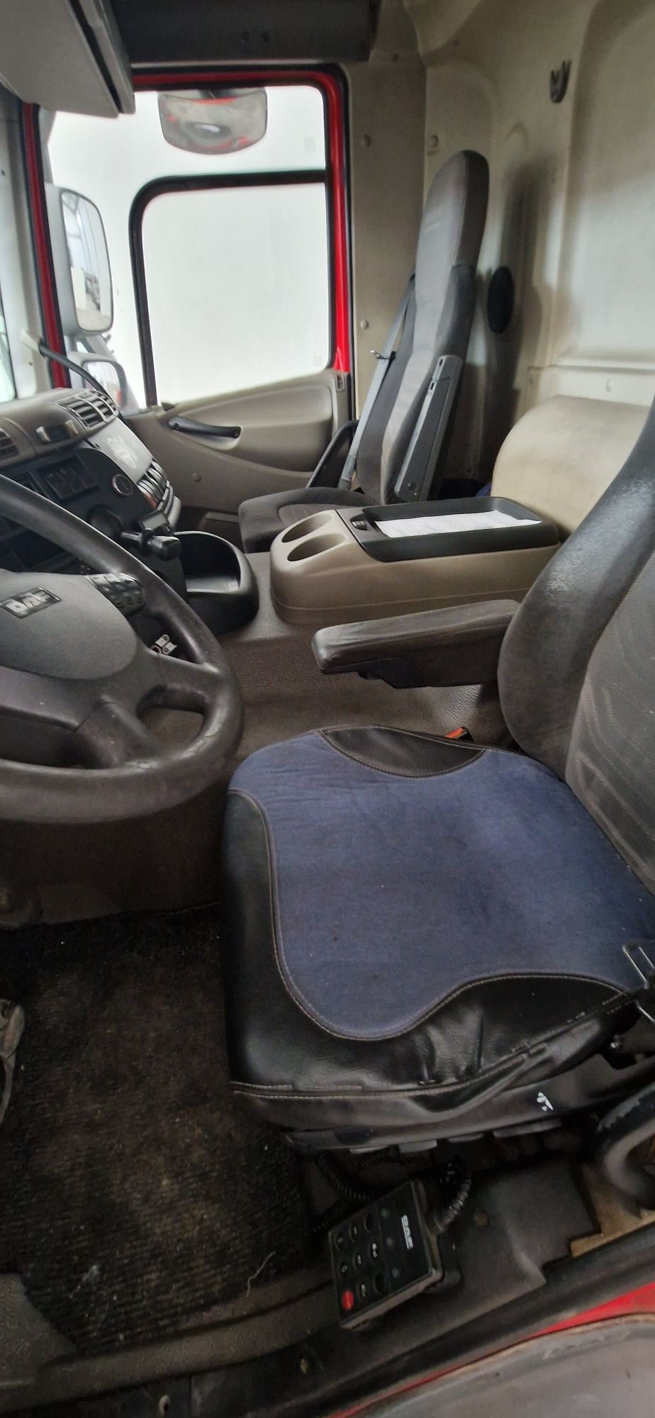 Camiao daf porta maquinas 26ton