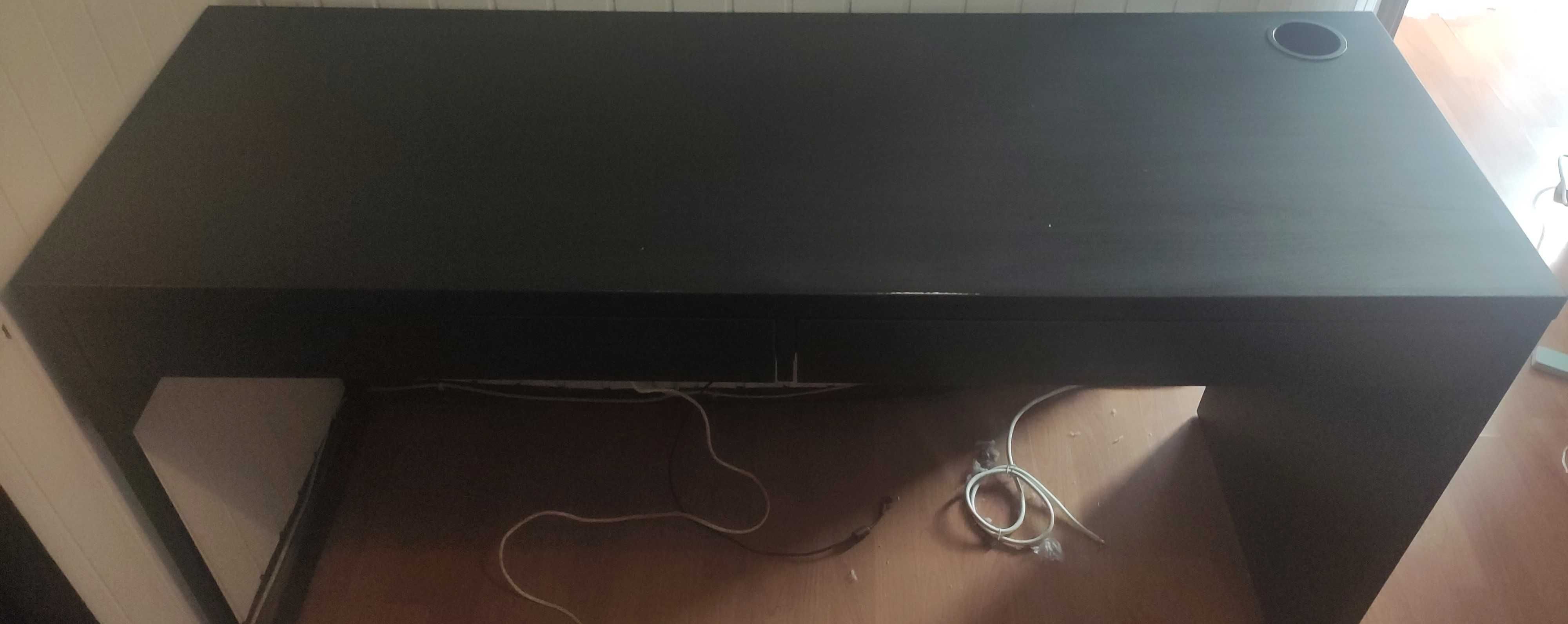 Secretária Ikea com 2 gavetas