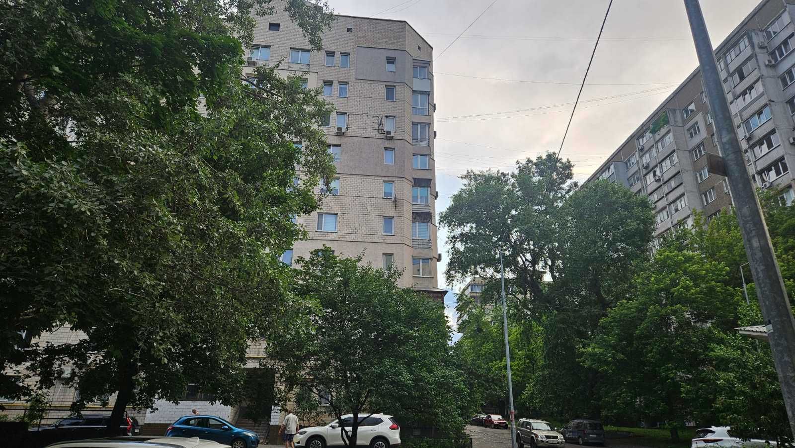 Продам 3-комнатную Татарка! Метро Лукьянівська 15 хв