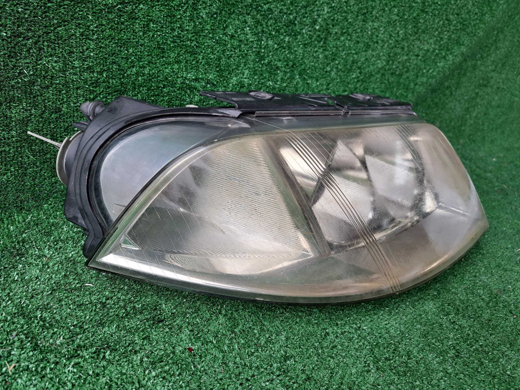 Lampa prawa przednia VW Passat B5 LIFT EU ładna