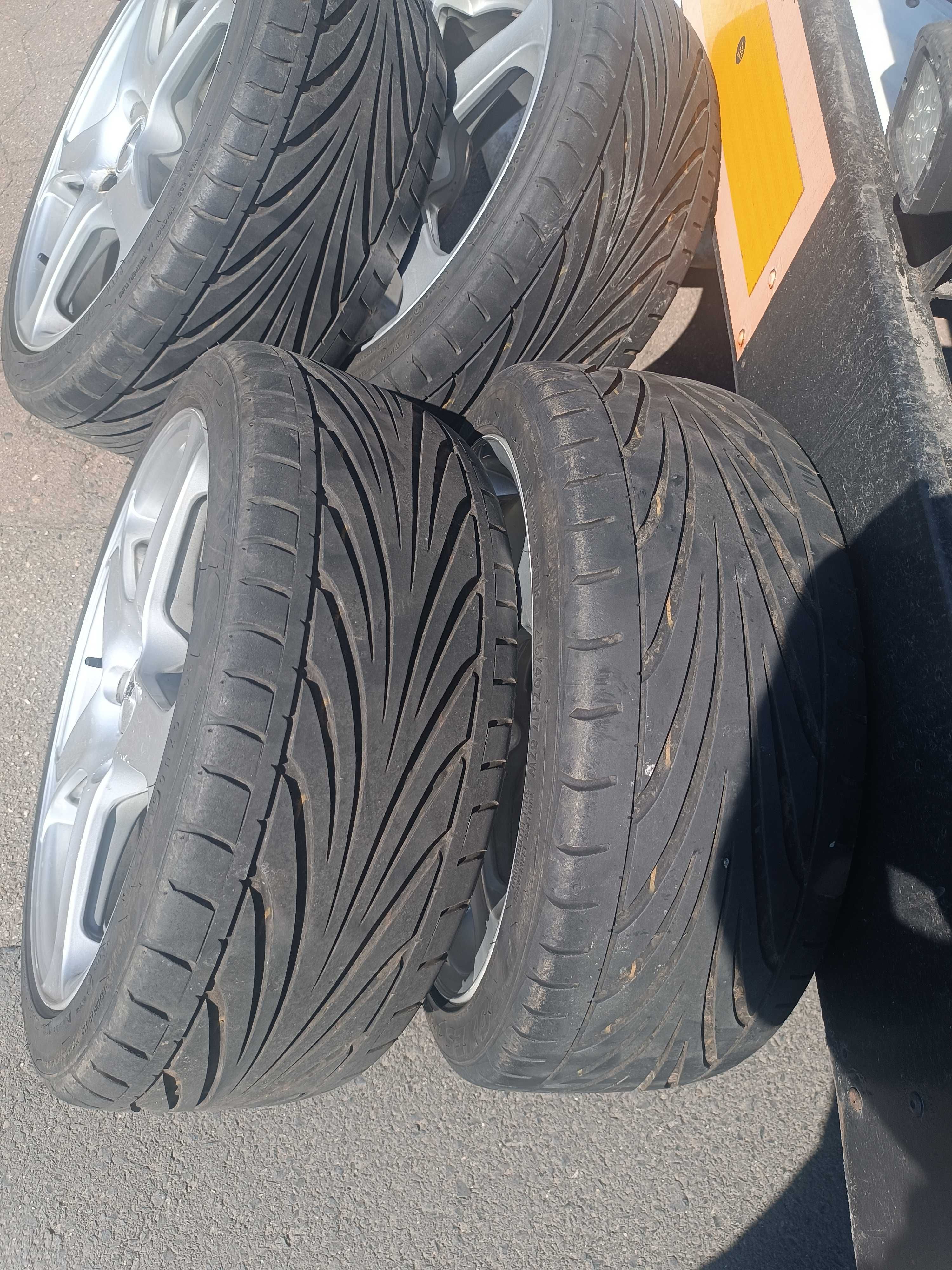 Koła felgi aluminiowe 17 cali 4×108 r17 et 40 opony letnie 215/40 r17