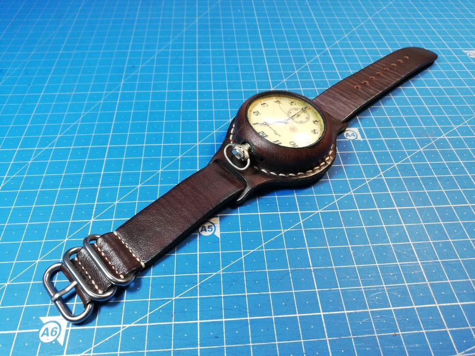 Окопный - траншейный ремешок для карманных часов.