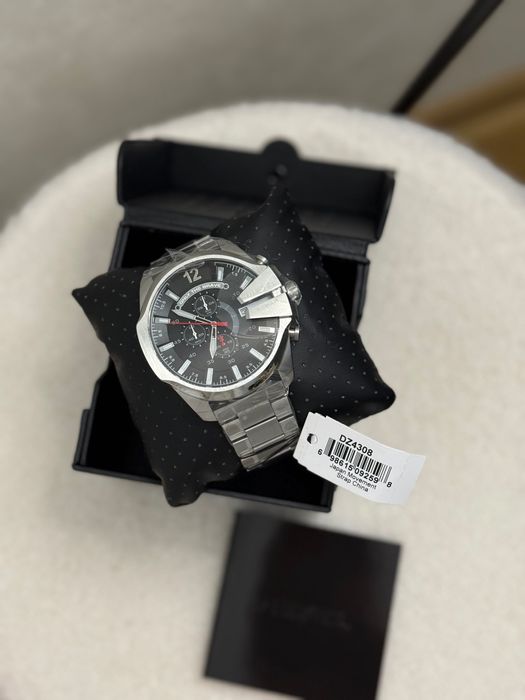 Чоловічий годинник Diesel Mega Chief мужские часы DZ4308