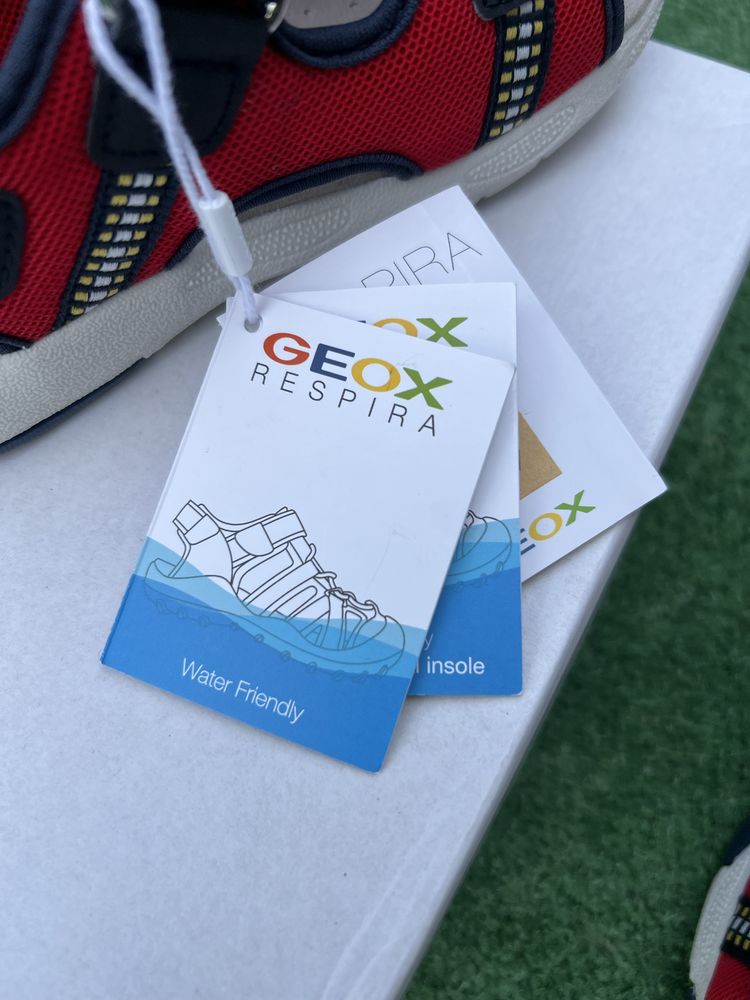 Дитячі босоніжки geox 26р 16.3см на хлопчика