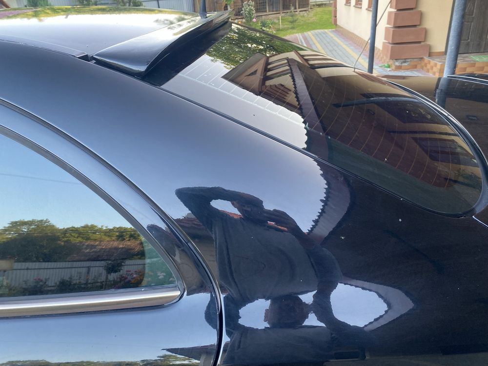 Mersedes-benz E-200