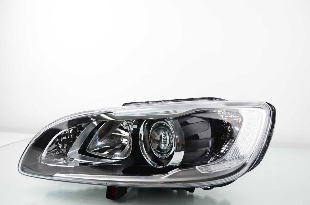VOLVO S60 V60 LIFT 13-18r lewa lampa przednia